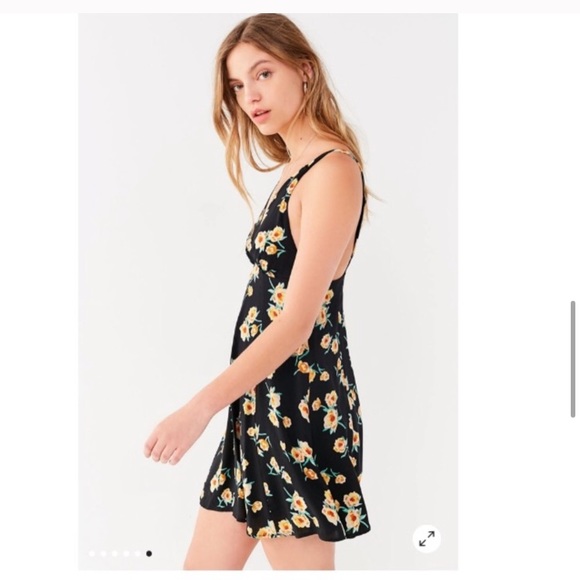 Urban Outfitters Evelyn Empire Waist Mini Dress - Picture 5 of 9